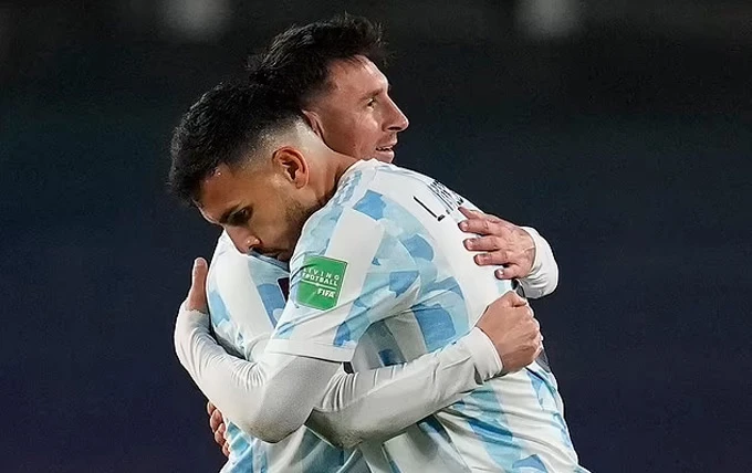 Mối quan hệ giữa Messi và Paredes
